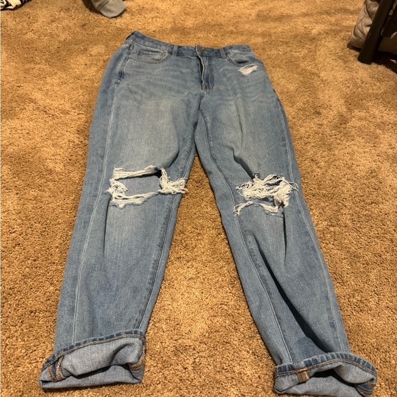 American Eagle Mom Jeans - Picture 1 of 3